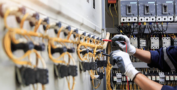 Professional Electrician technician working in New River, AZ